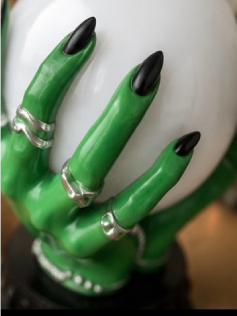 Mystic Green Witch Hands LED Crystal Ball Lamp, Light Up Halloween Crystal Ball - Picture 5 of 9
